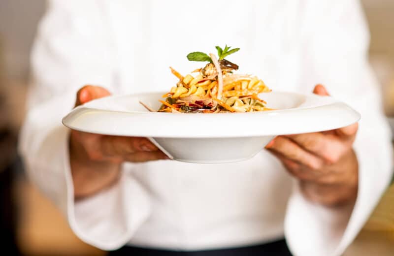 Quelle est la température de stockage des plats pré-préparés ?